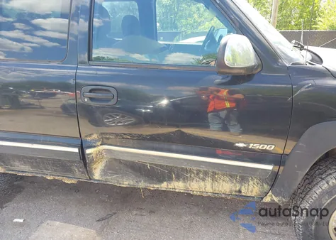 2000 Chevrolet Silverado 1500 Ls z USA, uszkodzony, nr VIN 2GCEK19T2Y1379926